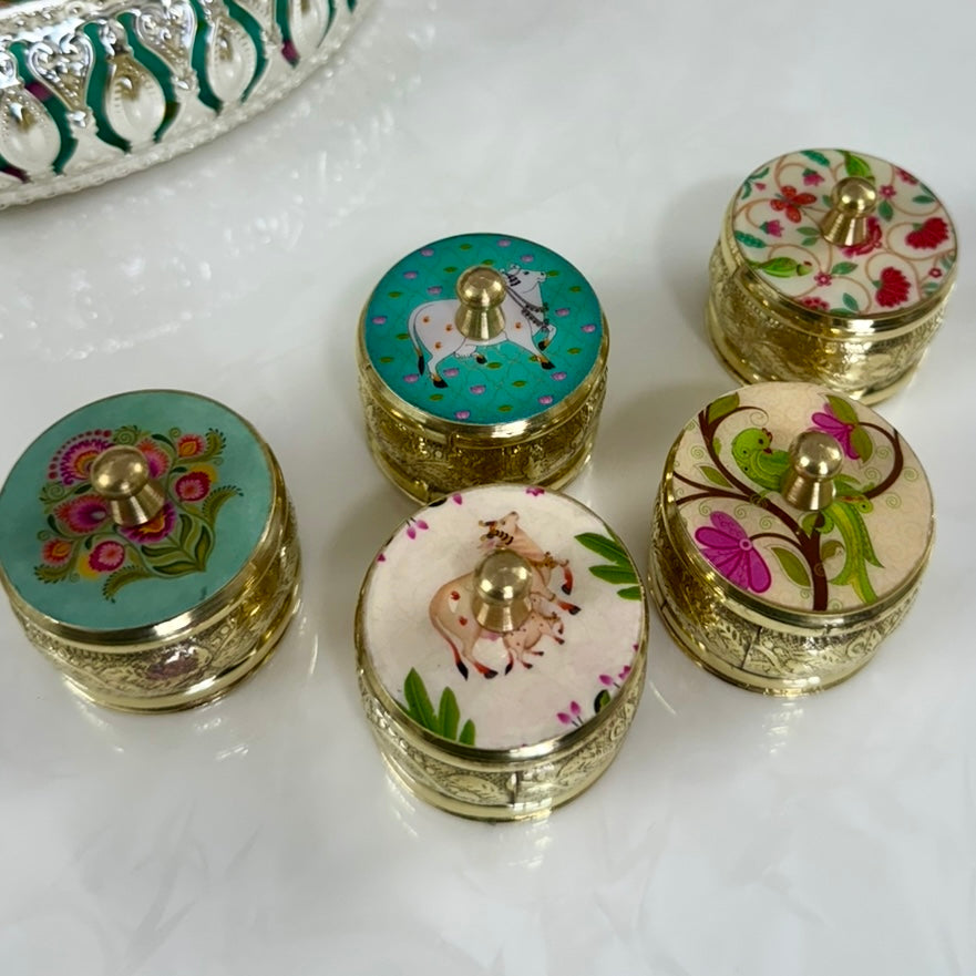 π Festive Gift β 2 Brass Kumkum Boxes (100% off)