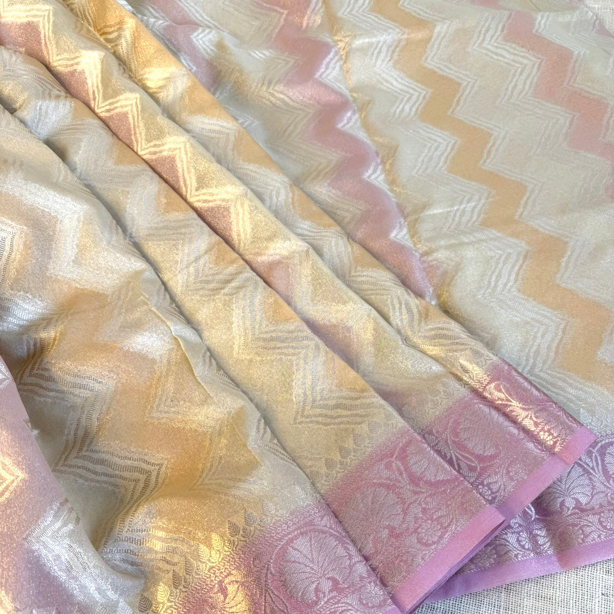 Pink Zigzag Floral Soft Tissue Silk Saree