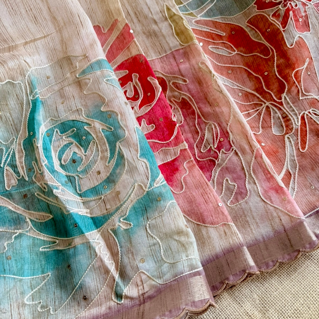 Mauve Floral Embroidery Scallop Semi Tussar Saree