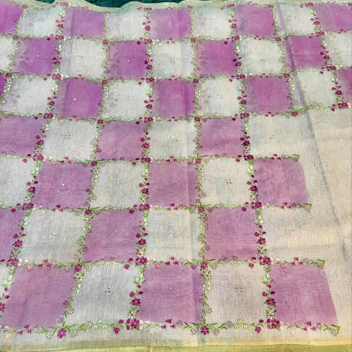 Pink Floral Embroidery Tissue Linen Saree