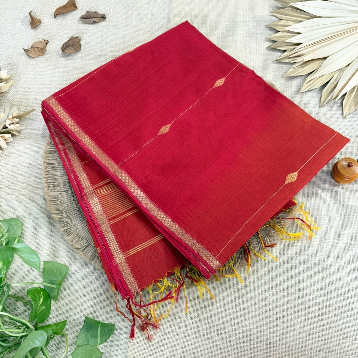 Red with Yellow Dual Shade Maheshwari Silk Cotton Saree 