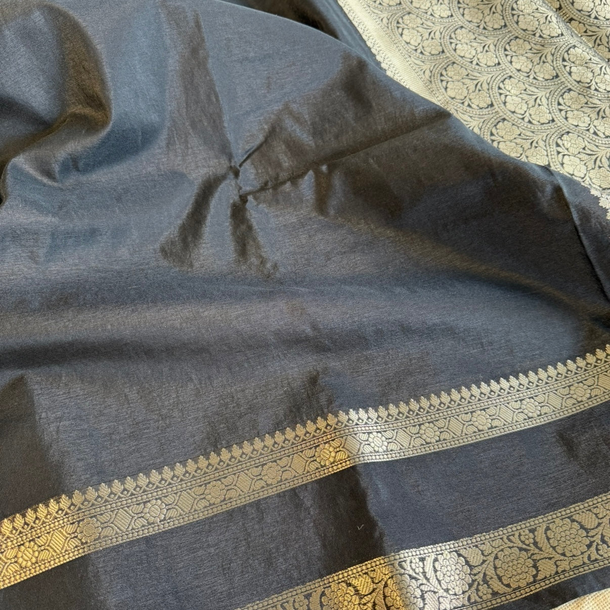 Black Plain Raw Silk Saree Checked Blouse