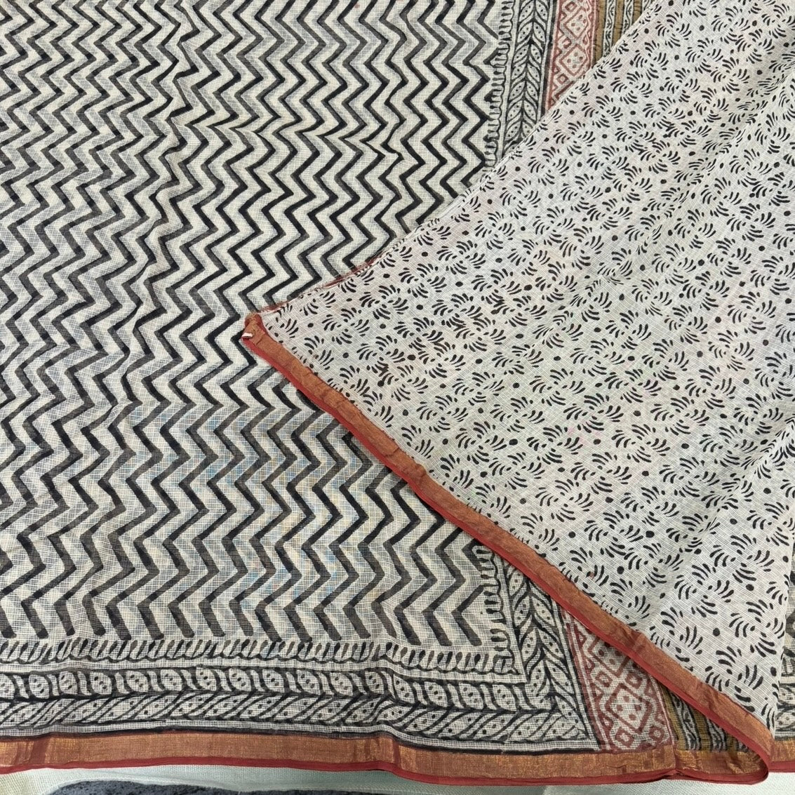 Beige Maroon Zigzag Pure Kota Doriya Saree