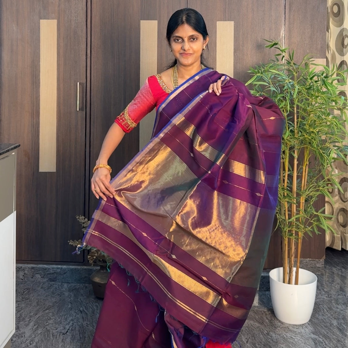 Deep Plum Dual Shade Maheshwari Silk Cotton Saree
