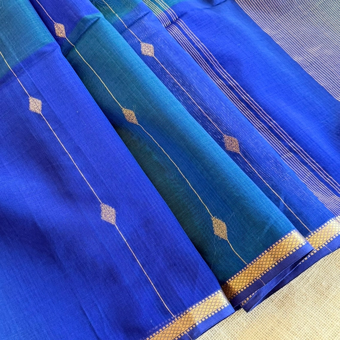Peacock blue Maheshwari silk cotton saree