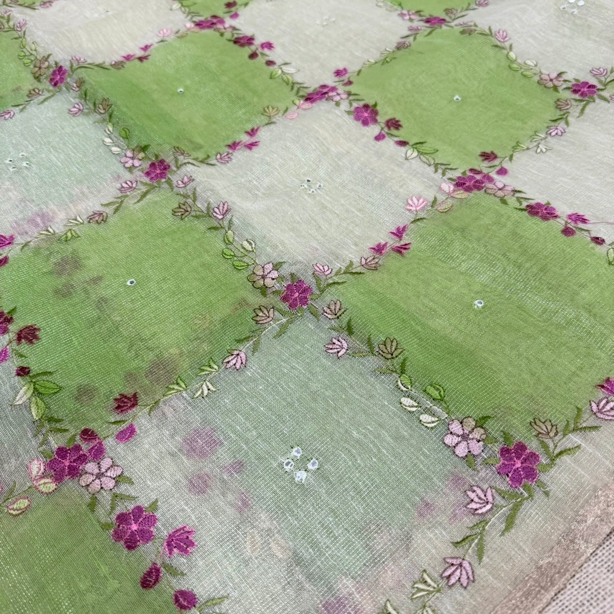 Green Floral Embroidery Tissue Linen Saree