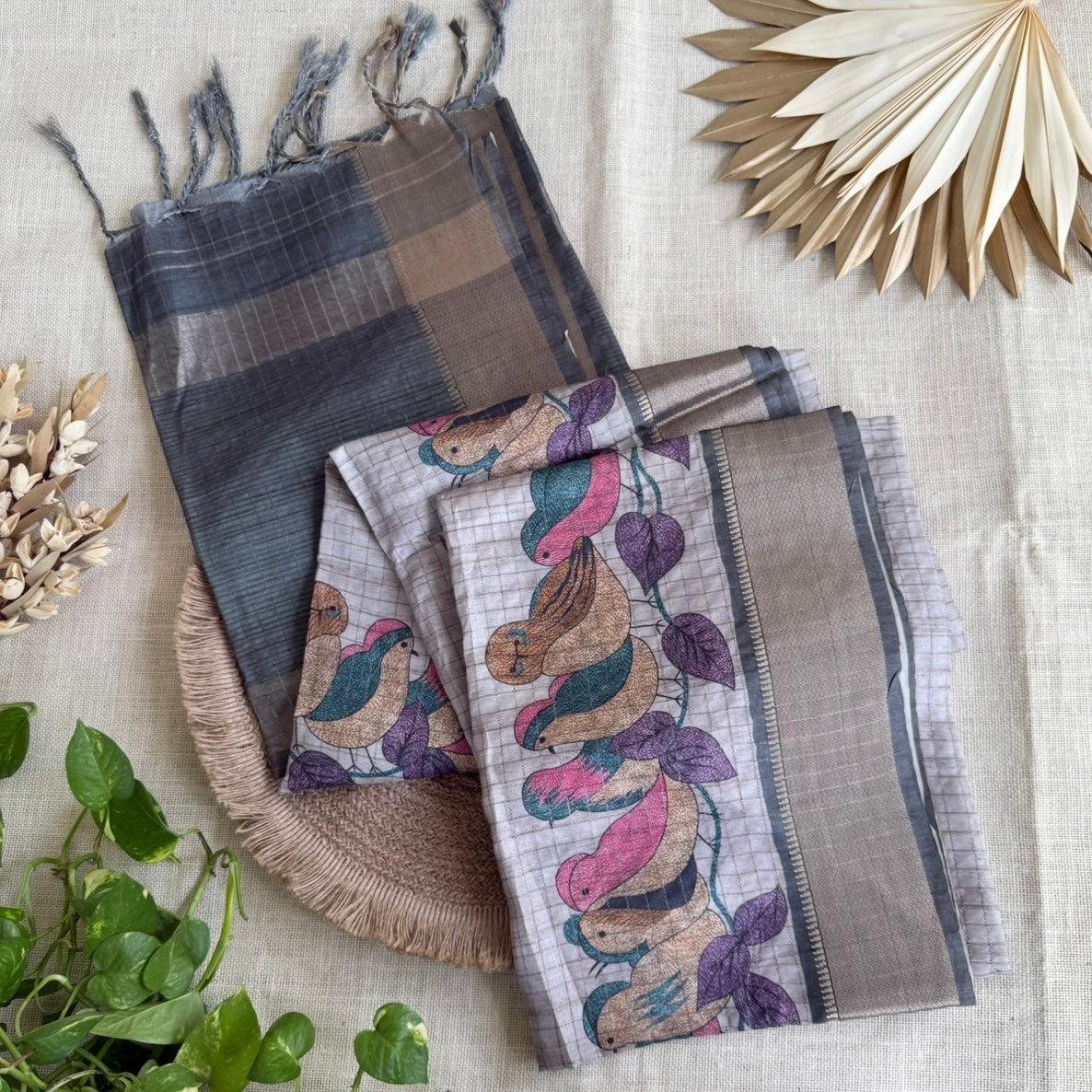 Grey Bird Kota Checks Semi Tussar Saree