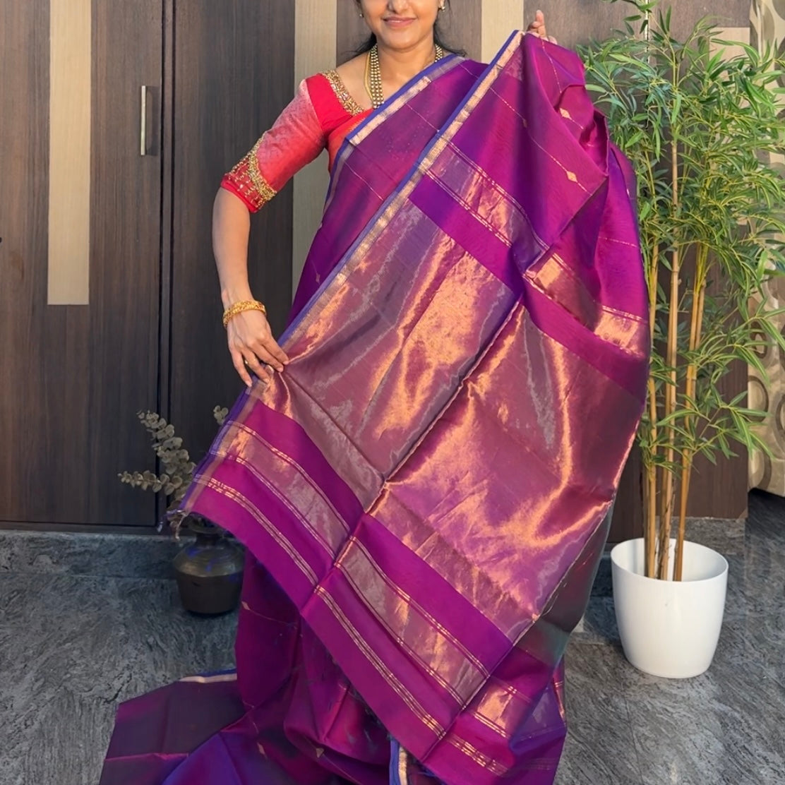 Deep Magenta Dual Shade Maheshwari Silk Cotton Saree
