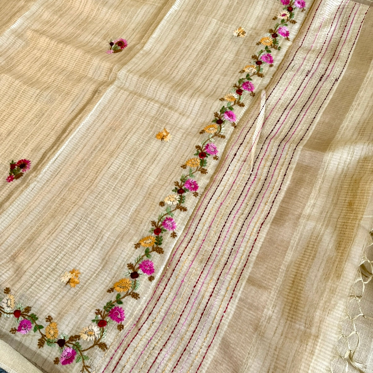 Beige Tissue Floral Embroidery Chapa Tussar Saree