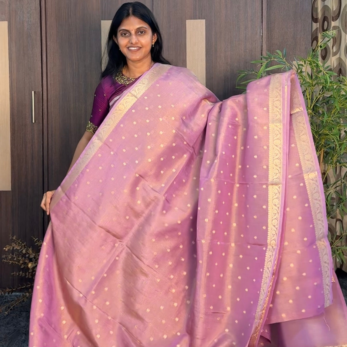 Dreamy Metallic Lilac Tissue Silk Saree