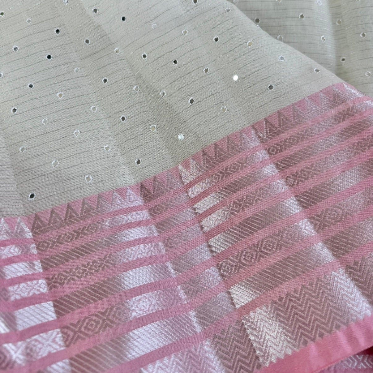 ith Pink Silver Zari Mirror work Linen Silk Saree