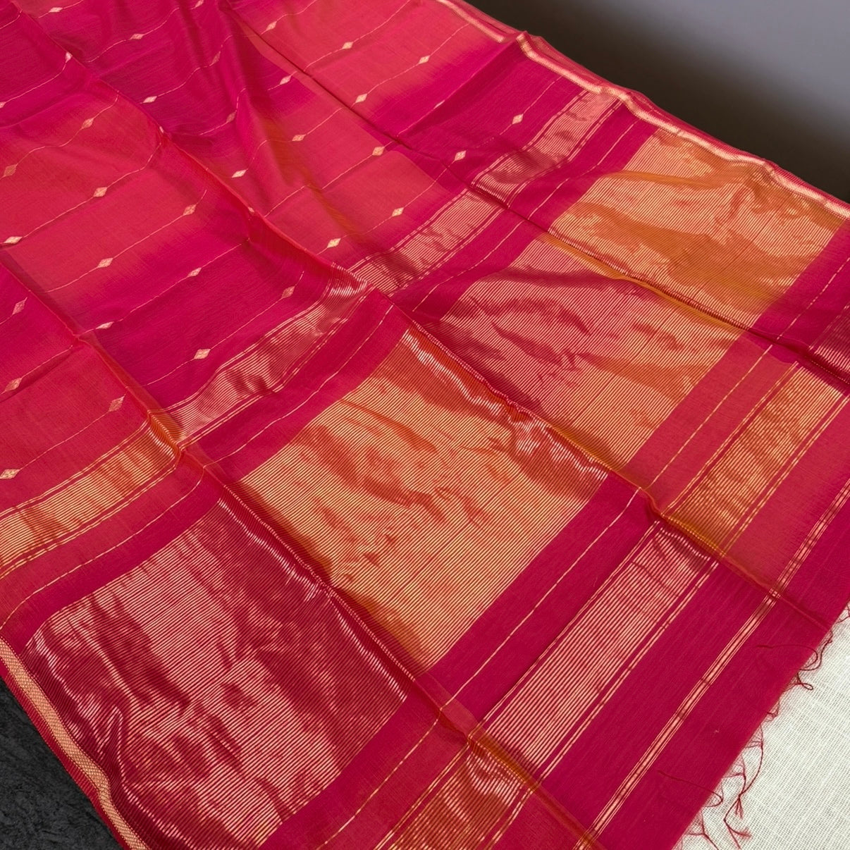 Red with Yellow Dual Shade Maheshwari Silk Cotton Saree 
