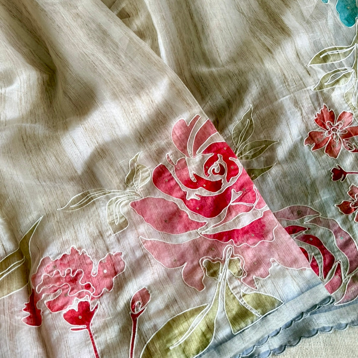 Beige n Grey Floral Embroidery Scallop Semi Tussar Saree