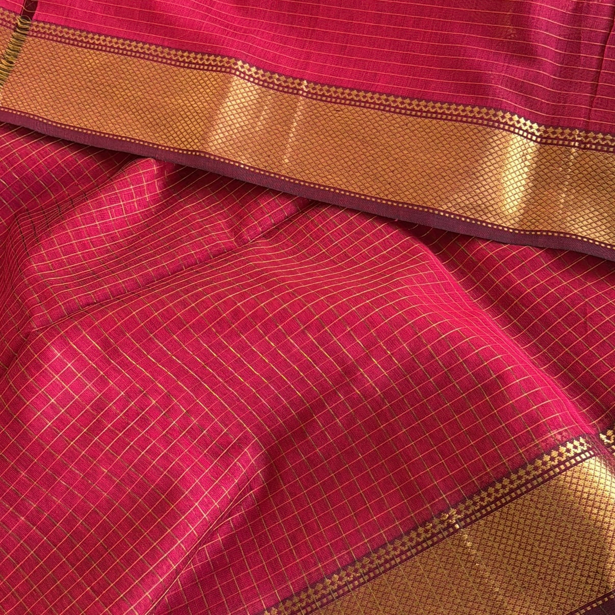 Rani pink zari checked Maheshwari pure silk cotton saree