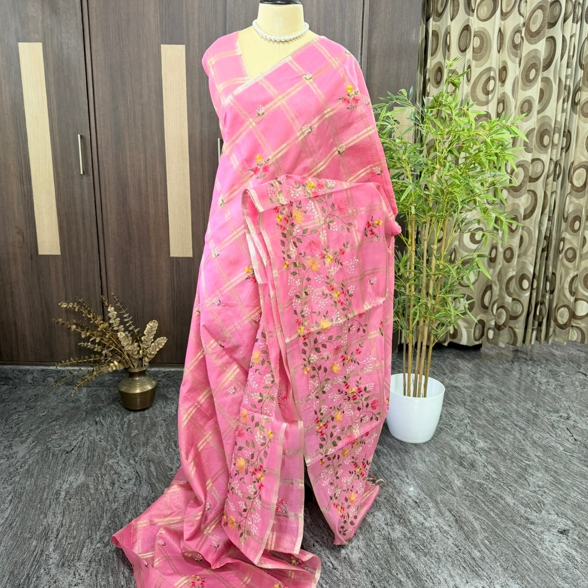 Pink Chekcs Floral Embroidery Semi Tussar Saree