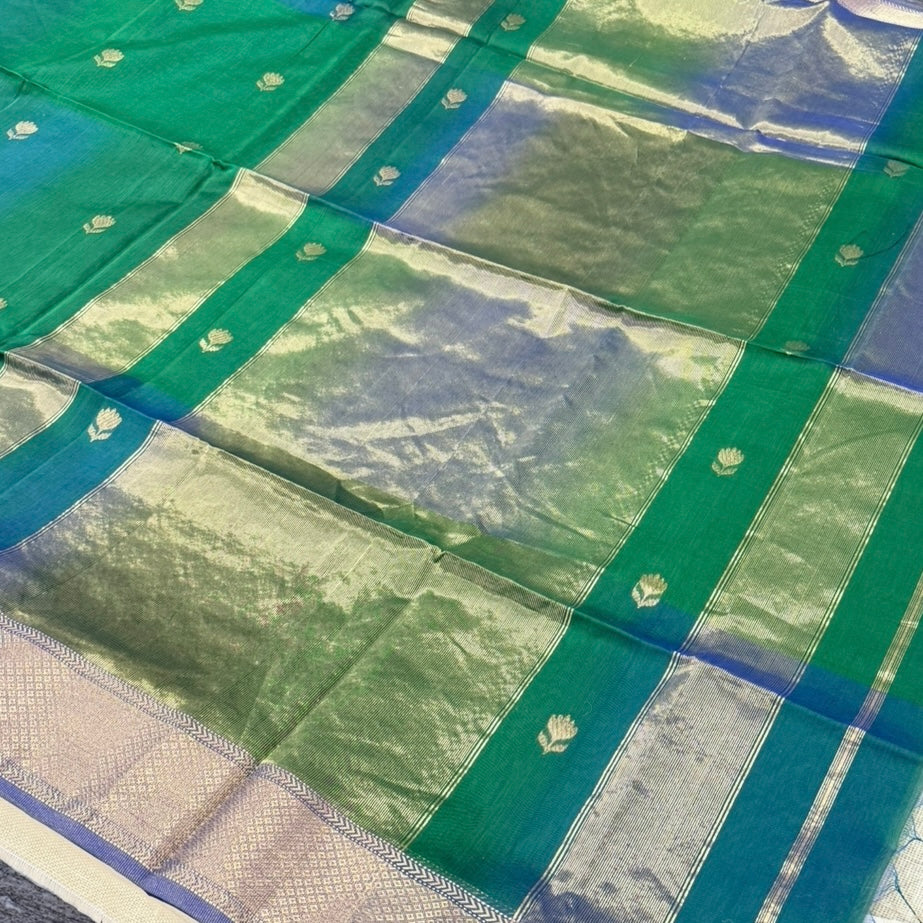Peacock Green Blue Dual Shade Lotus butta Maheshwari Silk Cotton Saree