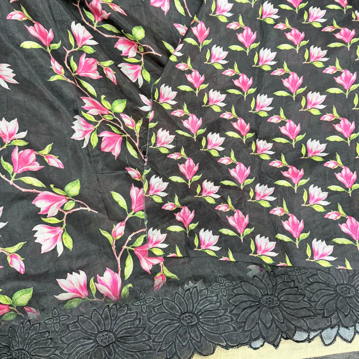 Black Floral Scallop Semi Tussar Saree