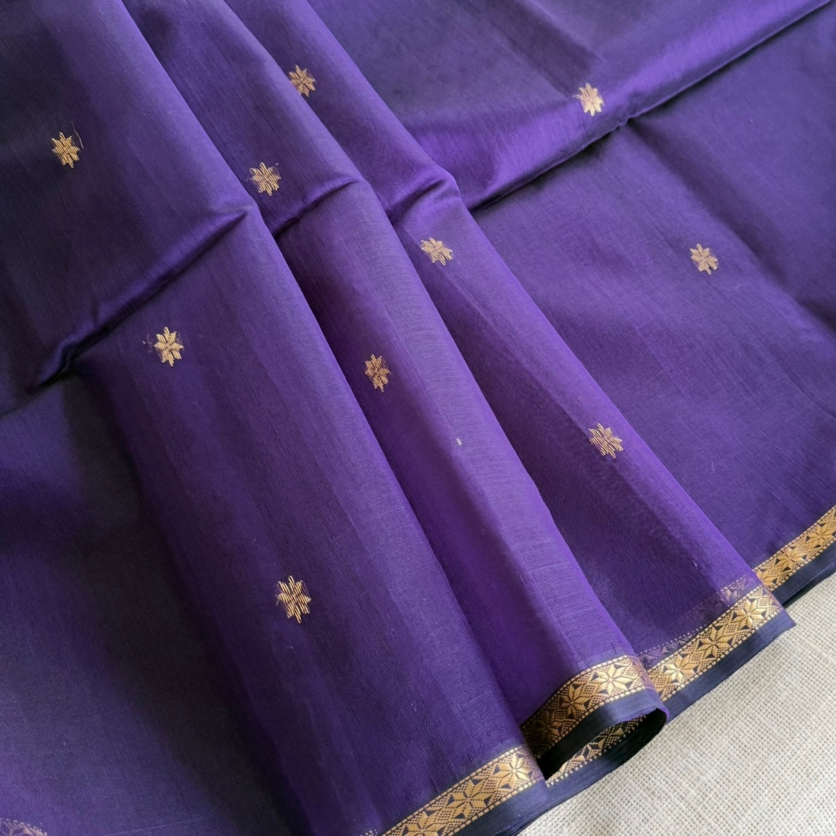 Purple Maheshwari Silk Cotton Saree Pink Pallu