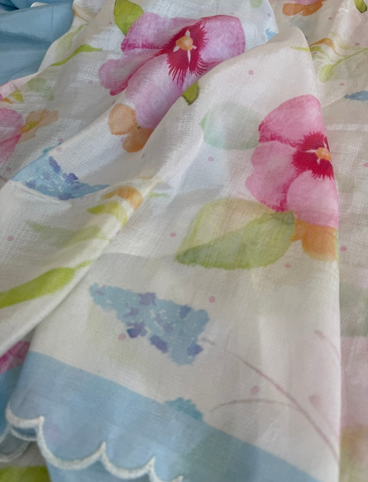 White Watercolour Florals Pure Mangalagiri Silk Saree
