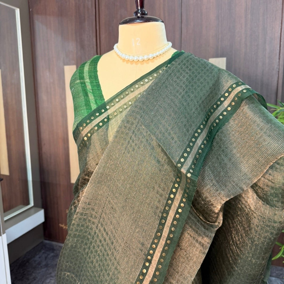 Emerald Green Pure Muslin Tissue Sequin Saree - Vini's Ethnic