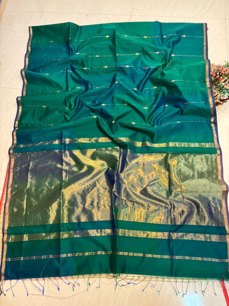Peacock Green Blue Dual Shade Maheshwari Silk Cotton Saree - Vini's Ethnic