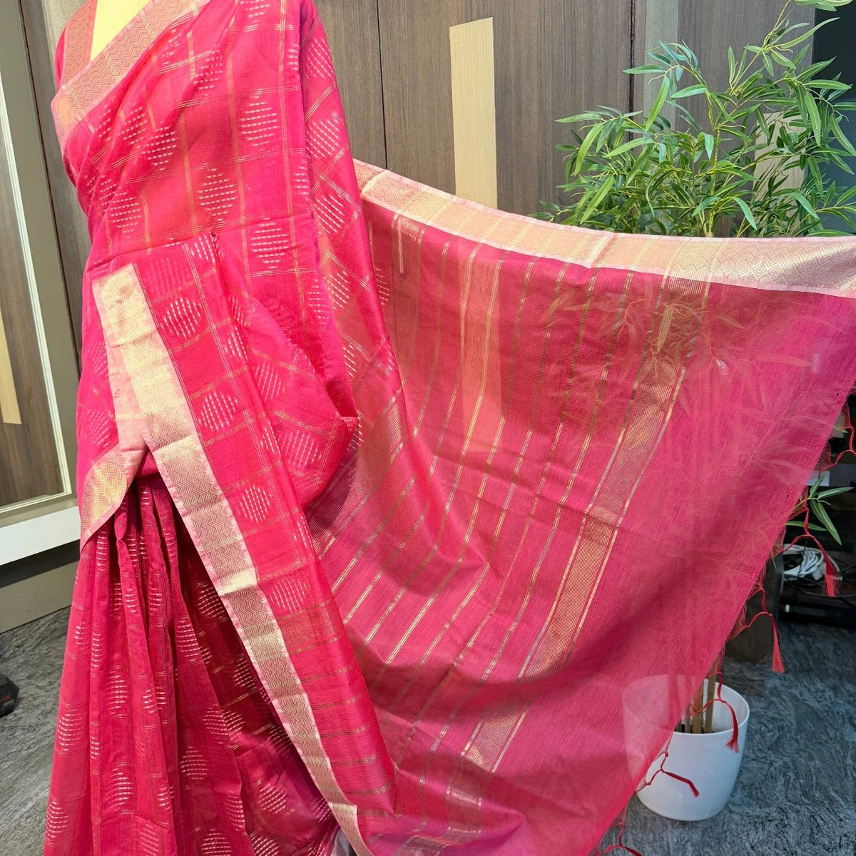 Pink Zari Checked Cotton Silk Saree - Vini's Ethnic