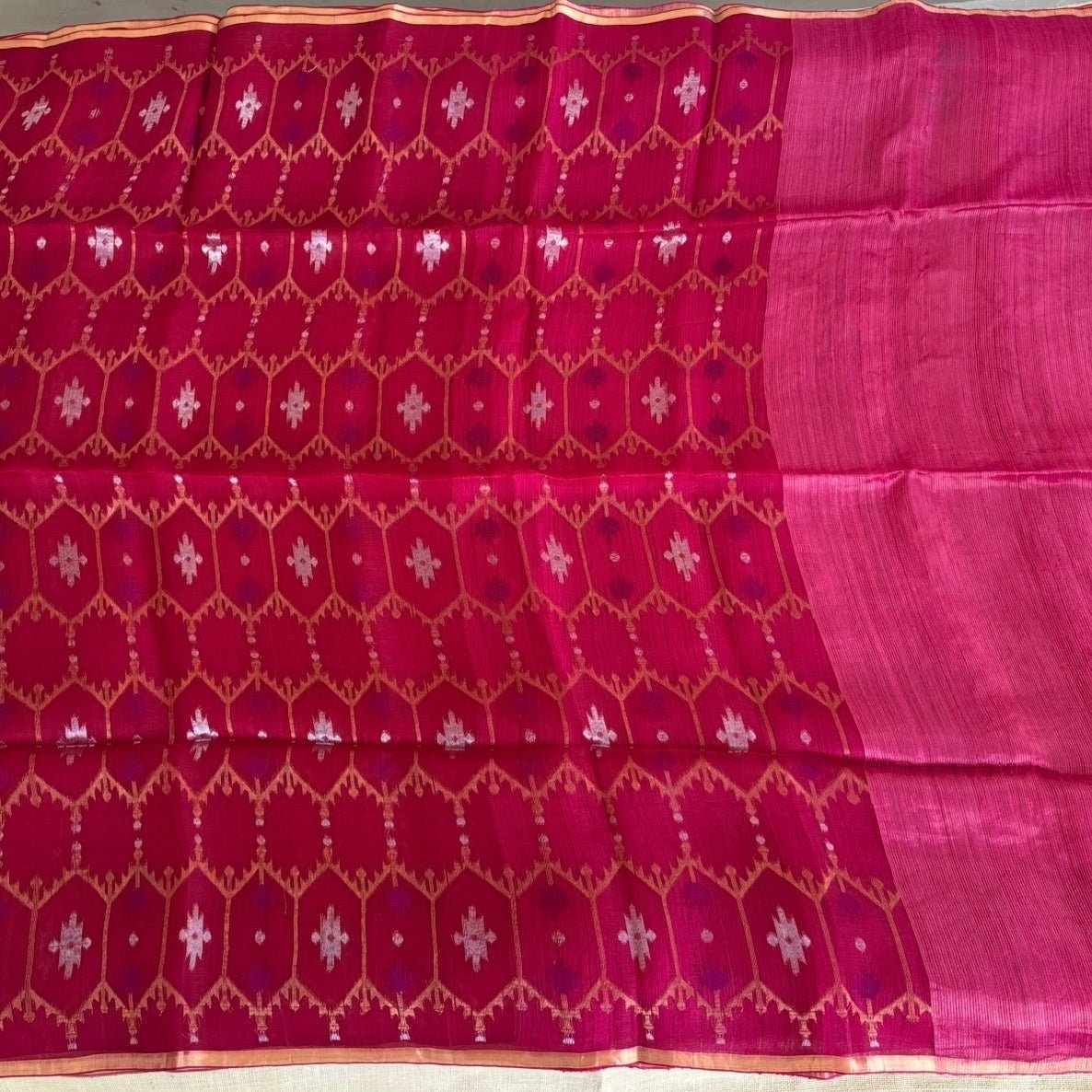 Rich Pink Pure Muslin Dhakai Jamdhani Saree - Vini's Ethnic
