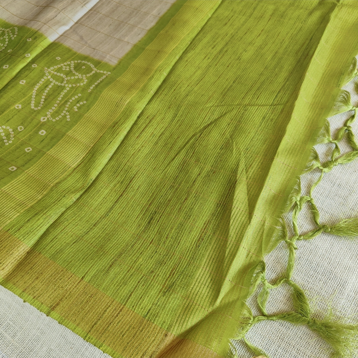 Parrot Green Semi Tussar Saree