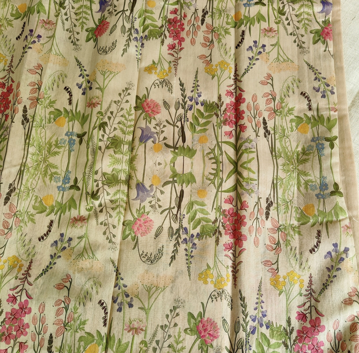 Ivory Watercolor Floral Semi Tussar Saree