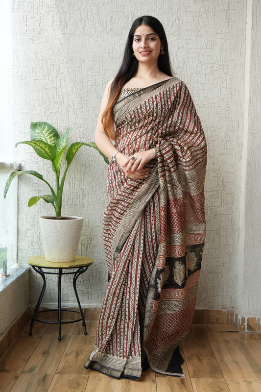 Beige Maheshwari Silk Cotton Saree