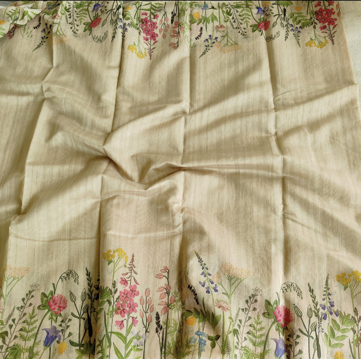 Ivory Watercolor Floral Semi Tussar Saree