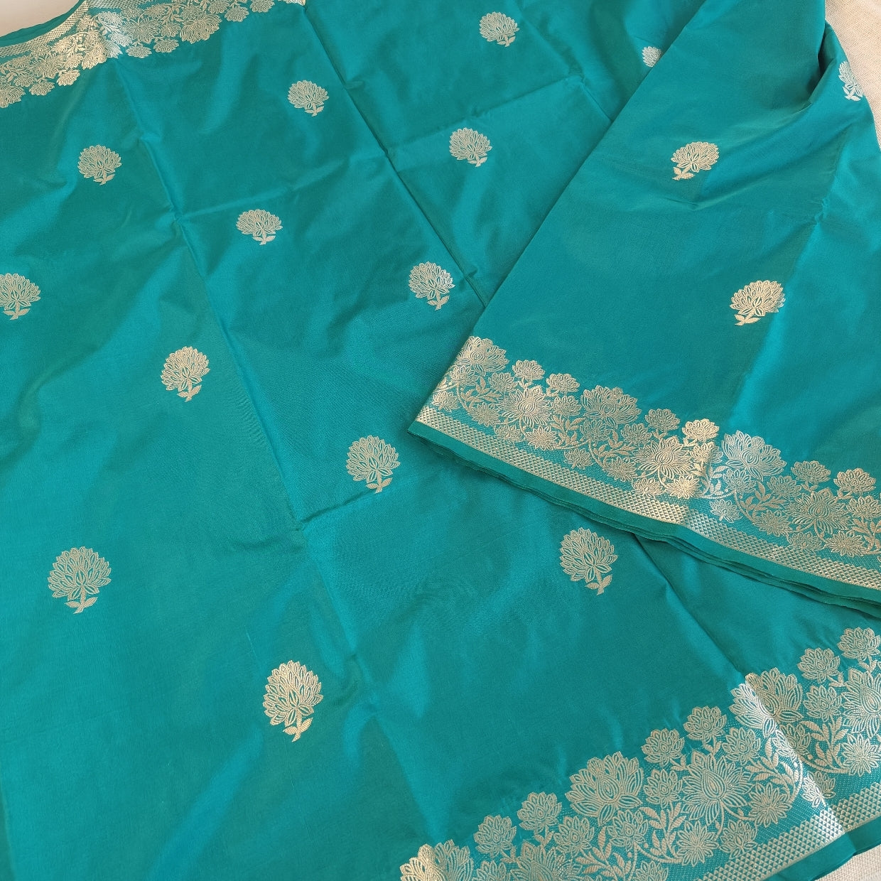 Rama Green Banarasi Kadwa Katan Silk